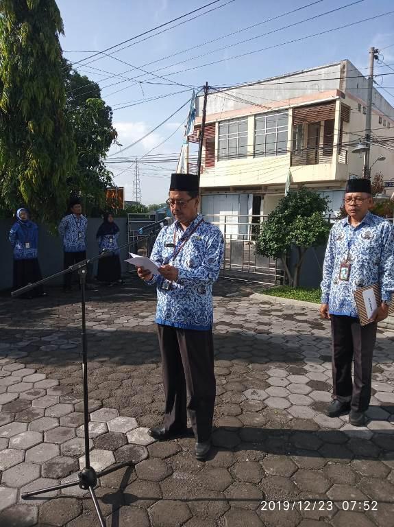 BPS Kabupaten Klaten Melaksanakan Upacara Hari Ibu